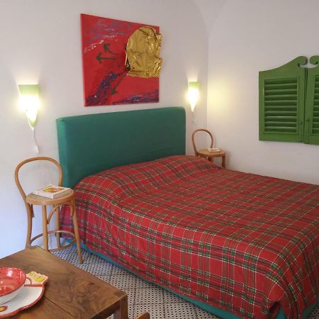 Ferienwohnung Il Cortiletto, Spazio Alla Fantasia Neapel Exterior foto